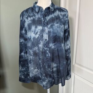 Pilcro Anthropologie Tie Dye Button Down Shirt Shades of Blue Long Sleeve Medium